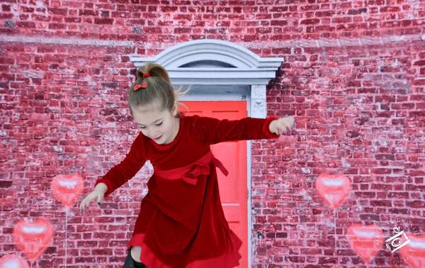 Kate Valentinstag-Weinlese-rotbraune Backsteinmauer-Ballon-Tür-Hintergrund für die Fotografie entworfen von JFCC