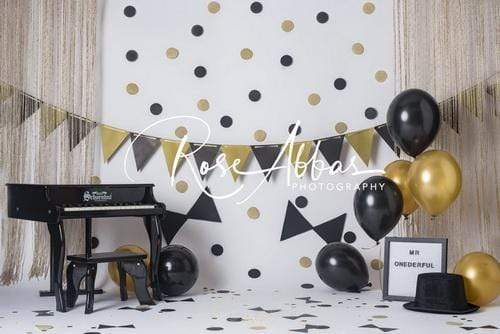 Katebackdrop£ºKate Children Cake Smash with Balloons Backdrop Designed By Rose Abbas