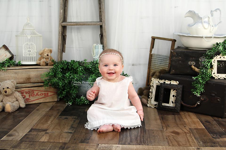 Kate Vintage Treasures Frühling / Ostern Hintergrund entworfen von Arica Kirby - Kate Backdrop.de