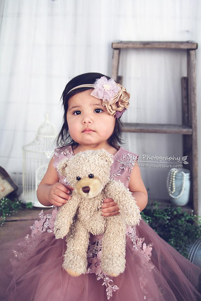 Kate Vintage Treasures Frühling / Ostern Hintergrund entworfen von Arica Kirby - Kate Backdrop.de