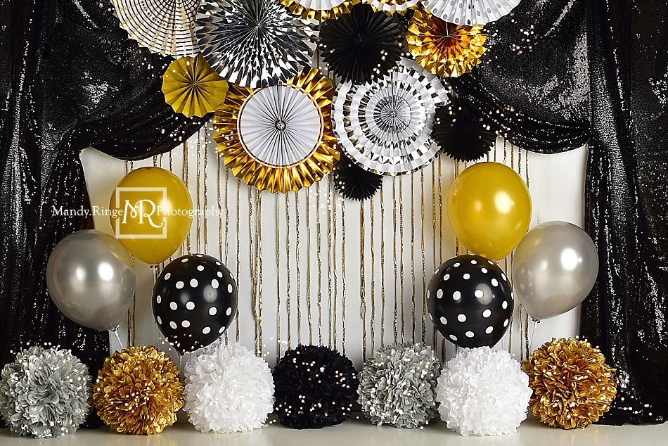 Kate Schwarz Gold Mädchen Geburtstag Party Hintergrund von Mandy Ringe Photography - Kate Backdrop.de