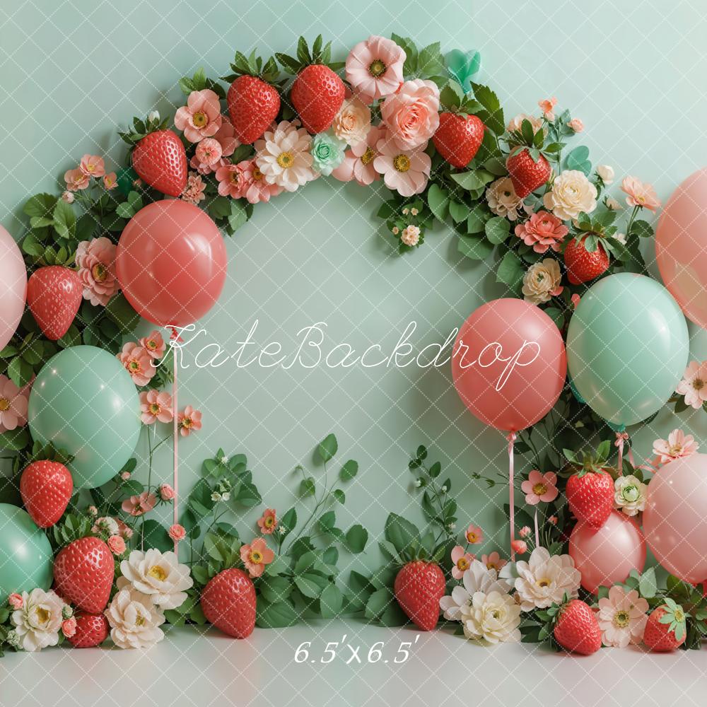 Kate Geburtstag Erdbeeren Blumen Bogen Pastell Hintergrund Entworfen von Emetselch