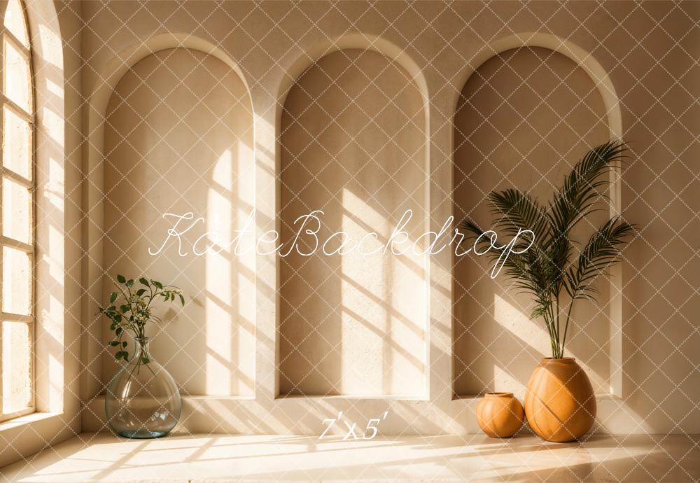 Kate Minimalistisch Bogen Sonnenlicht Beige Hintergrund Entworfen von Emetselch