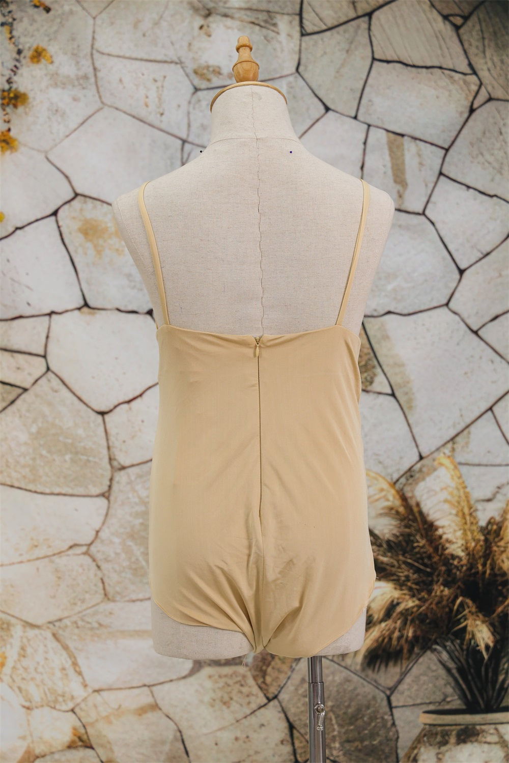 Kate Knitted Fabric Suspender Jumpsuit  Maternity Photoshoot Dress - Kate Backdrop.de