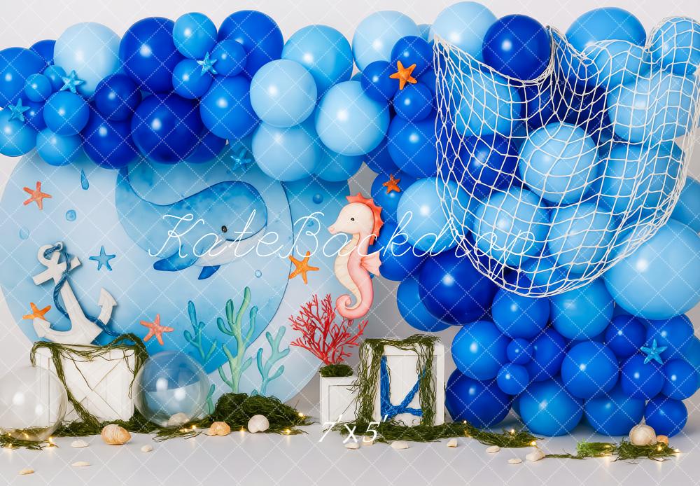 Kate Meer Ballons Fischernetz Blau Hintergrund Entworfen von Patty Roberts - Kate Backdrop.de