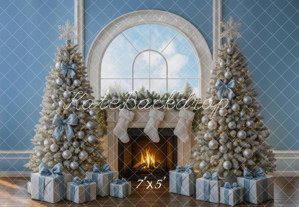 Kate Weihnachten Kamin Weihnachtsbäume Blau Hintergrund Entworfen von Mini MakeBelieve - Kate Backdrop.de