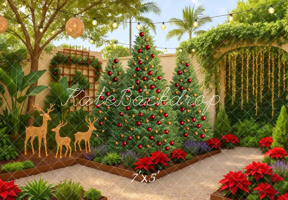 Kate Weihnachten Garten Tannenbäume Rot Hintergrund Entworfen von Mini MakeBelieve - Kate Backdrop.de
