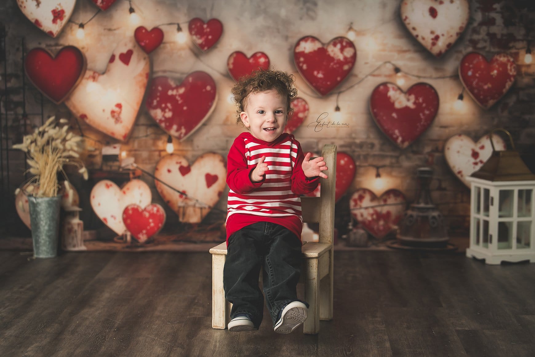Kate Valentinstag Industrie Retro Lampe Liebe Fleece Hintergrund Entworfen von Emetselch - Kate Backdrop.de