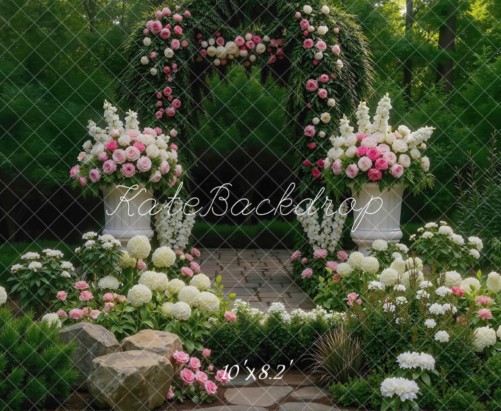 Kate Hochzeit Blumenbogen Garten Romantisch Hintergrund Entworfen von Mini MakeBelieve