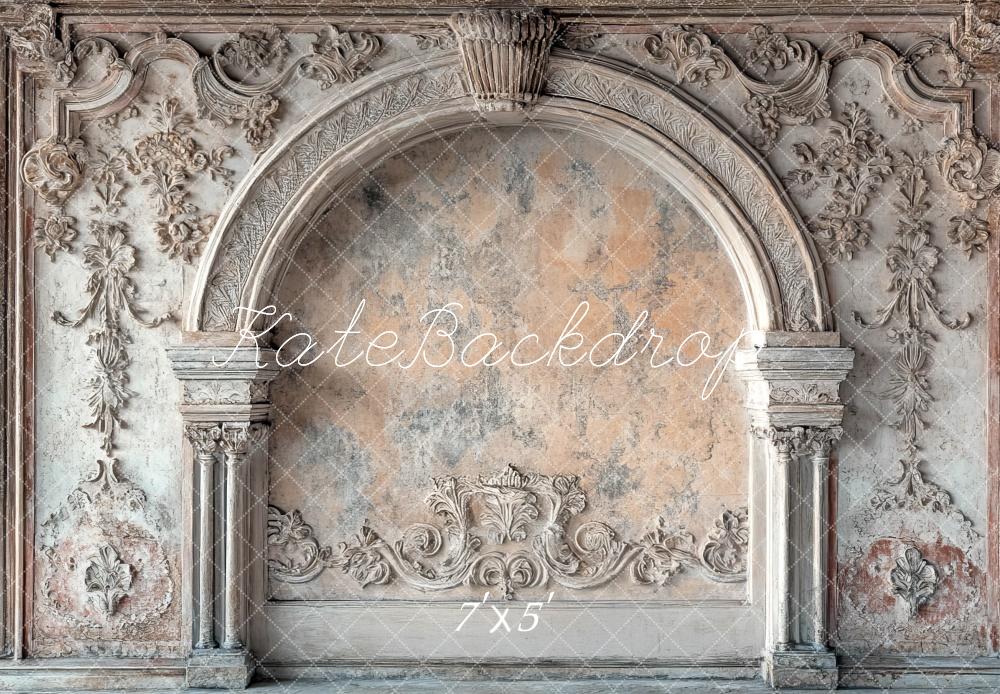 Kate Barock Wand Bogen Verziert Hintergrund Entworfen von Mini MakeBelieve