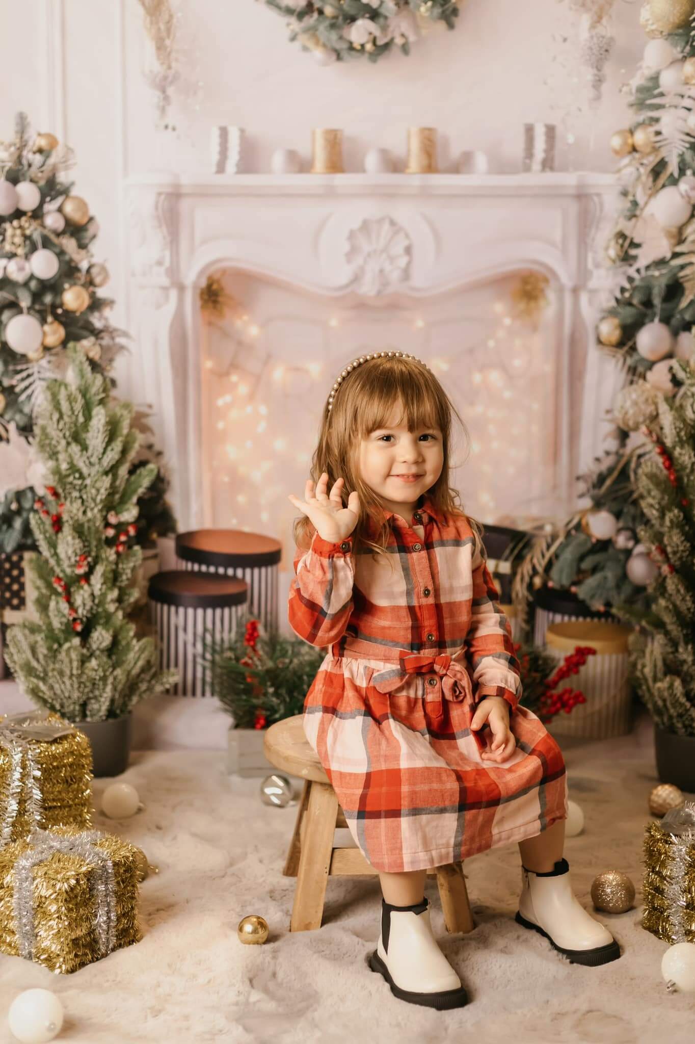Kate Weihnachten weißer Raum Geschenke Dekoration Hintergrund für die Fotografie