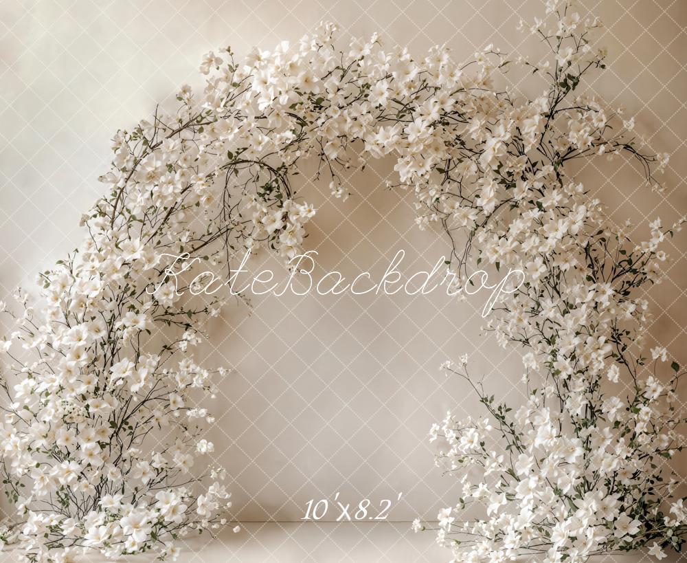 Kate Hochzeit Blumen Bogen Creme Hintergrund Entworfen von Emetselch
