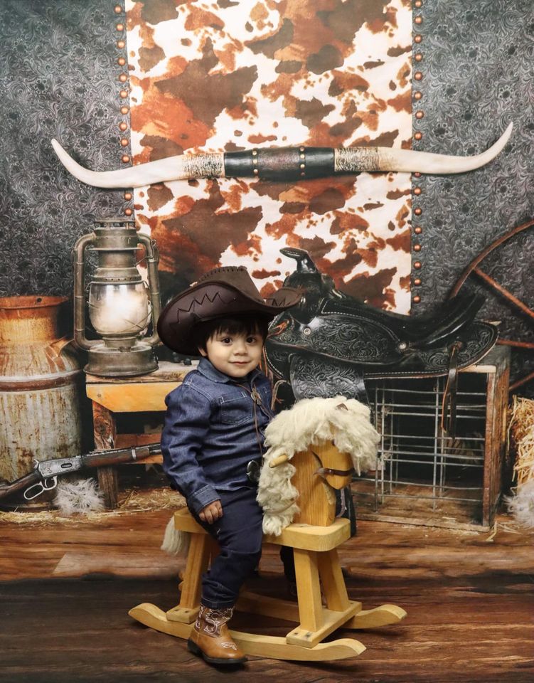 Kate Kuchen Smash Wilder Westen Fleece Hintergrund Entworfen von Arica Kirby - Kate Backdrop.de