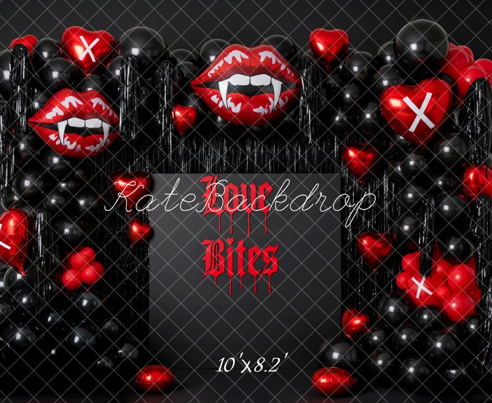 Kate Halloween Vampir Lippen Ballons Schwarz Rot Hintergrund Entworfen von Patty Roberts
