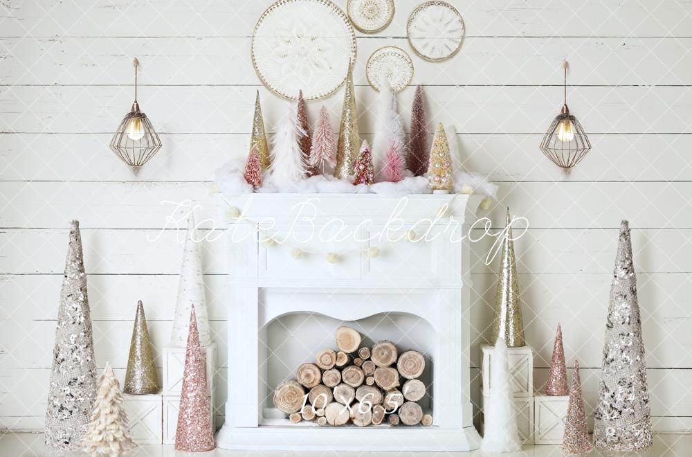 Kate Weihnachten Kamin Tannen Glitzer Weiß Hintergrund Entworfen von Mandy Ringe
