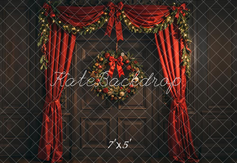 Kate Weihnachten Tür Rote Vorhänge Klassisch Hintergrund Entworfen von Emetselch - Kate Backdrop.de