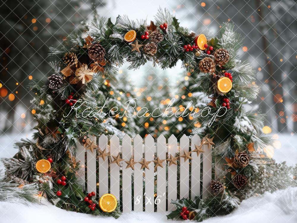 Kate Weihnachten Tannenbogen Zaun Schnee Hintergrund Entworfen von Mini MakeBelieve - Kate Backdrop.de