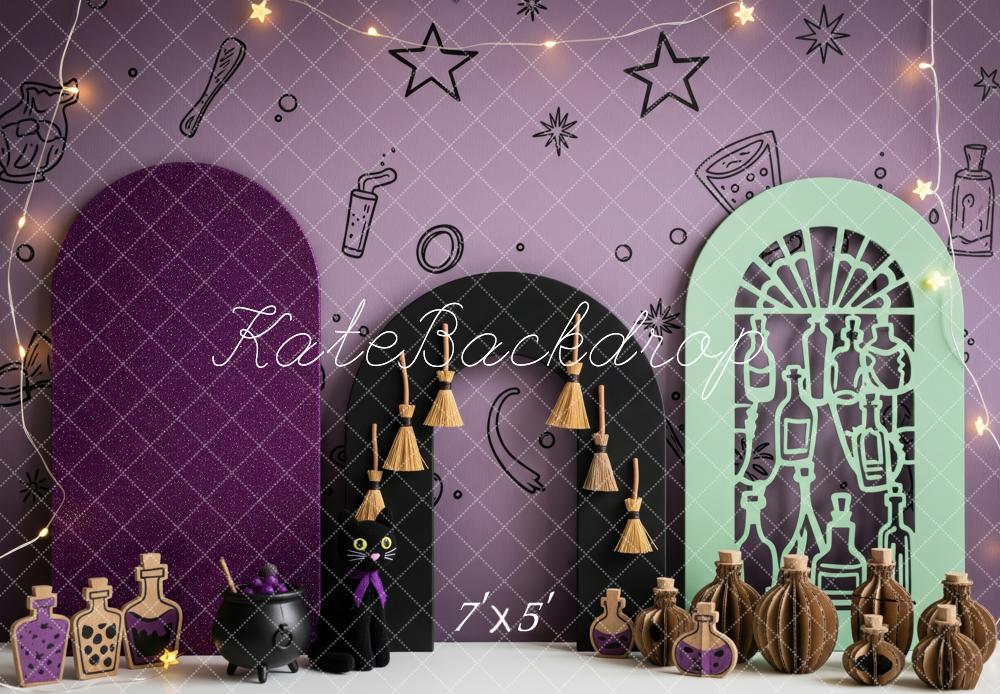 Kate Halloween Zaubertrank Flaschen Lila Hintergrund Entworfen von Patty Roberts