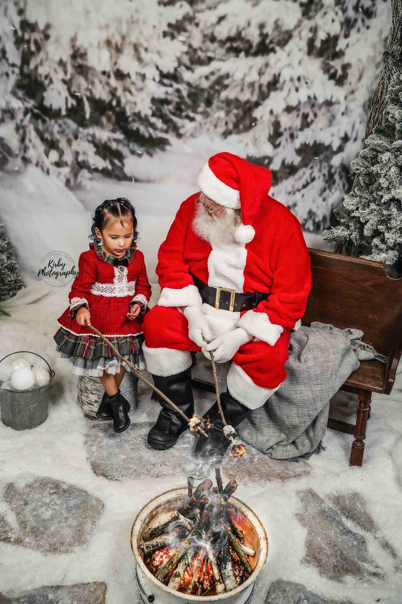Kate Winter Weihnachten Wald Schnee Hintergrund von Arica Kirby - Kate Backdrop.de