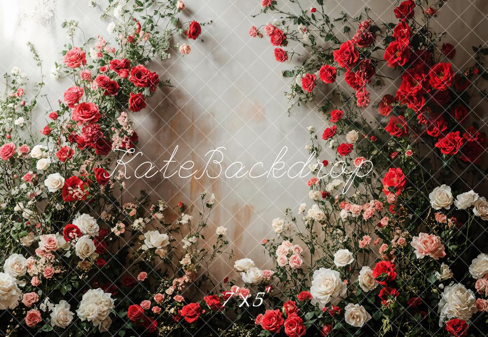 Kate Romantisch Rote Weiße Rosen Blumenwand Hintergrund Entworfen von Emetselch