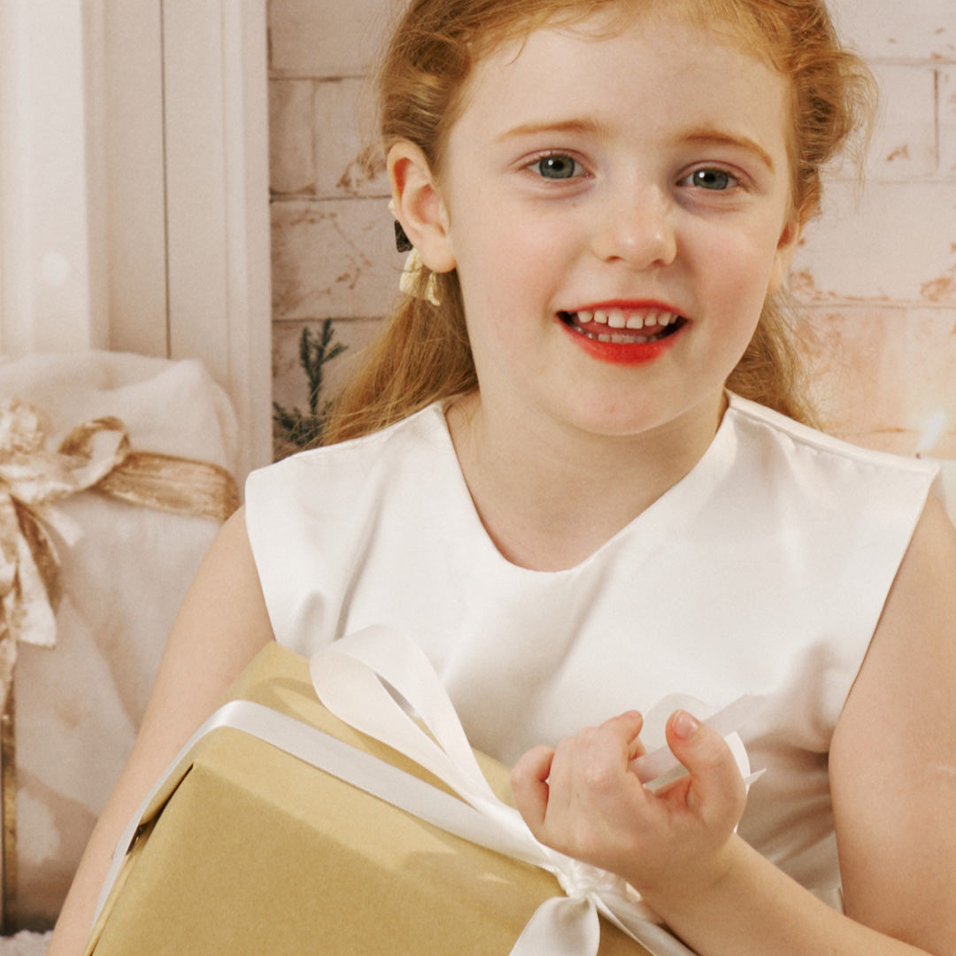 Kate Einfaches weißes Kleid mit Schleife für Kinder - Kate Backdrop.de