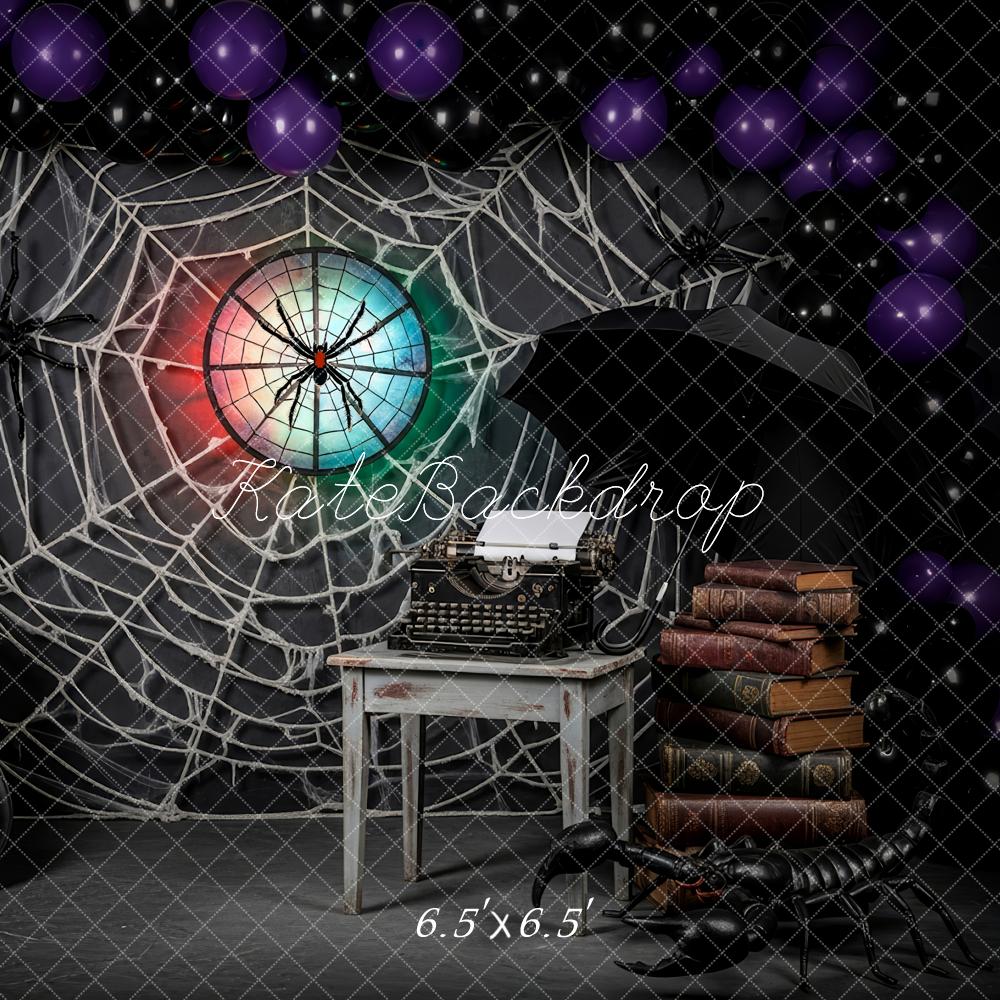 Kate Halloween Spinnennetz Schreibmaschine Bücher Hintergrund Entworfen von Patty Roberts