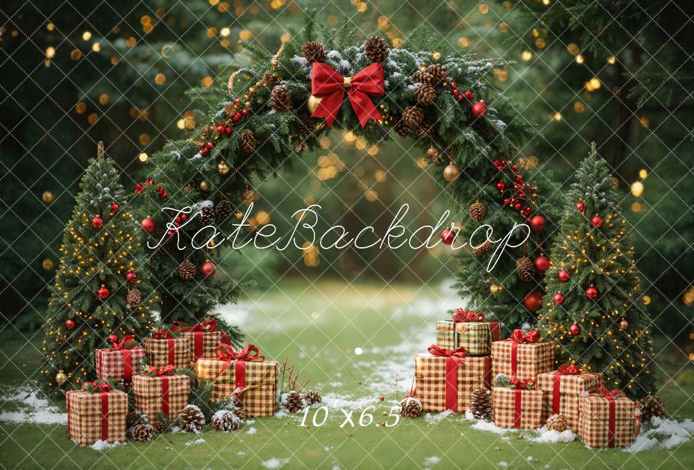 Kate Weihnachten Geschenkstapel Tannenbogen Wald Fleece Hintergrund Entworfen von Emetselch - Kate Backdrop.de