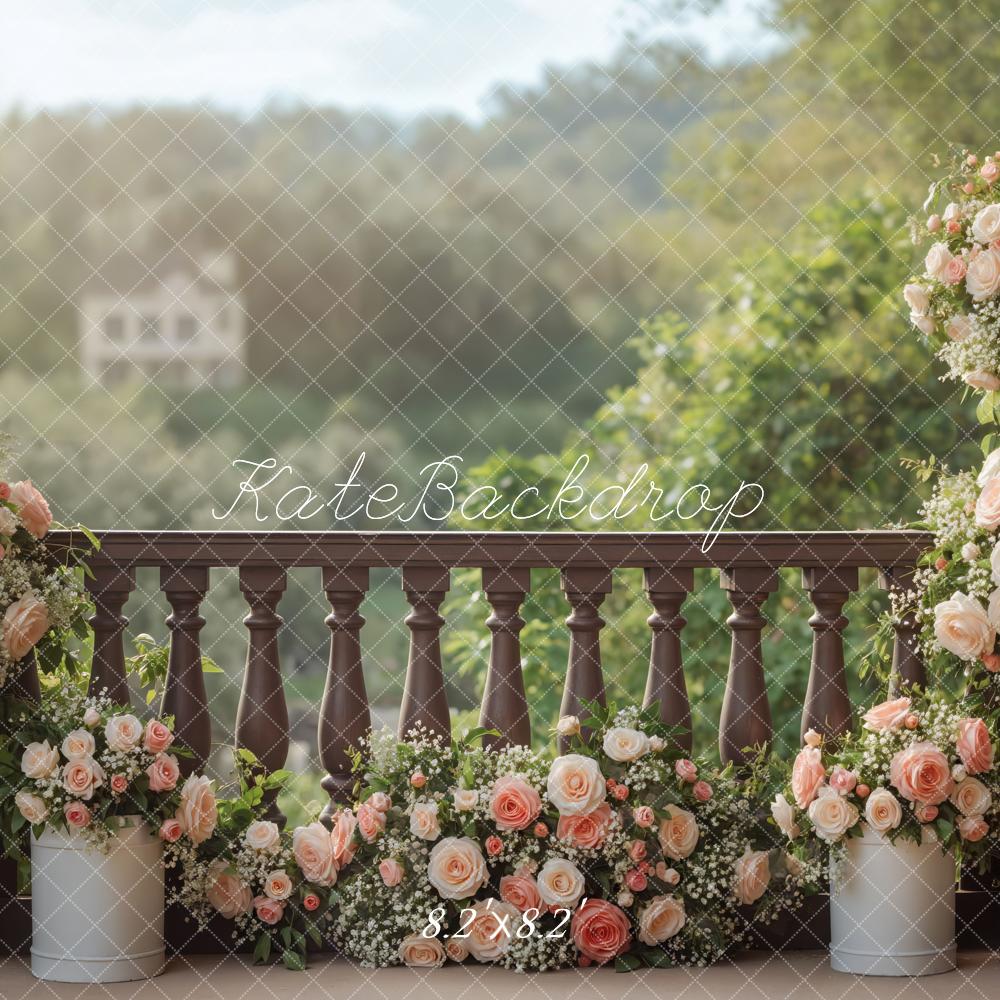 Kate Hochzeit Blumenarrangement Terrasse Romantisch Hintergrund Entworfen von Mini MakeBelieve
