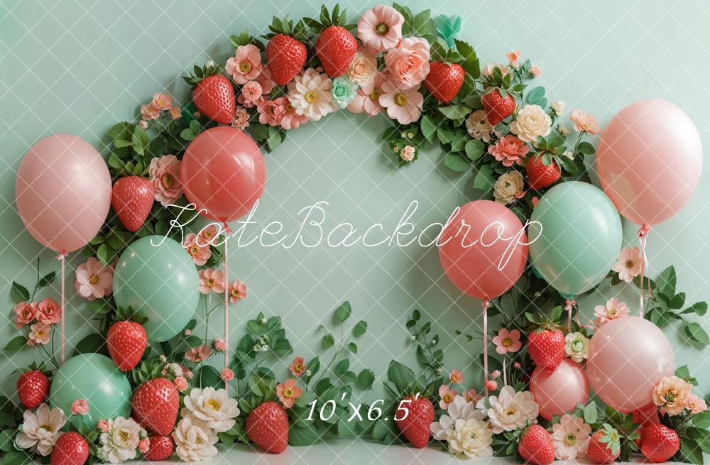 Kate Geburtstag Erdbeeren Blumen Bogen Pastell Hintergrund Entworfen von Emetselch