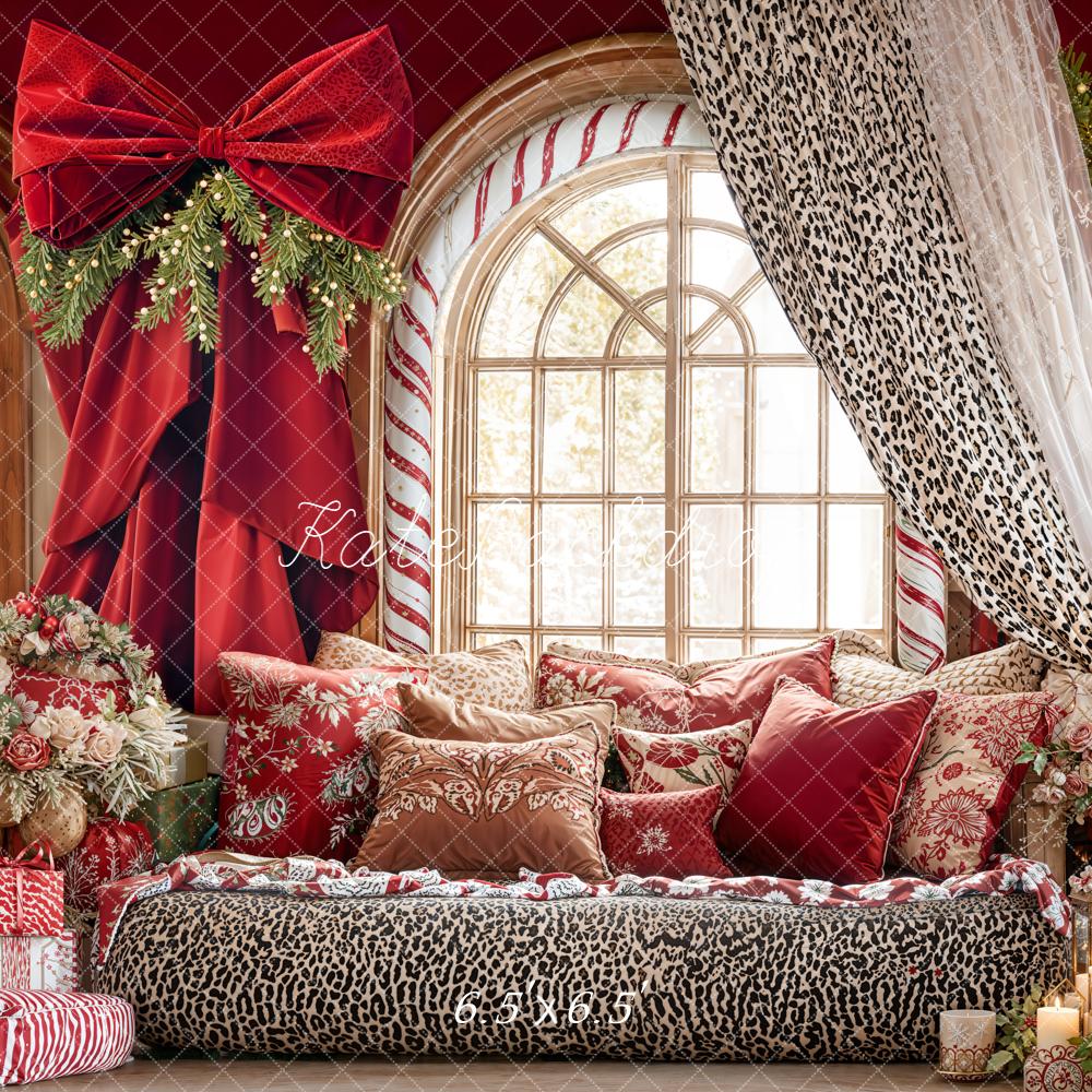 Kate Weihnachten Fenster Geschenke Leopardmuster Rot Hintergrund Entworfen von Emetselch