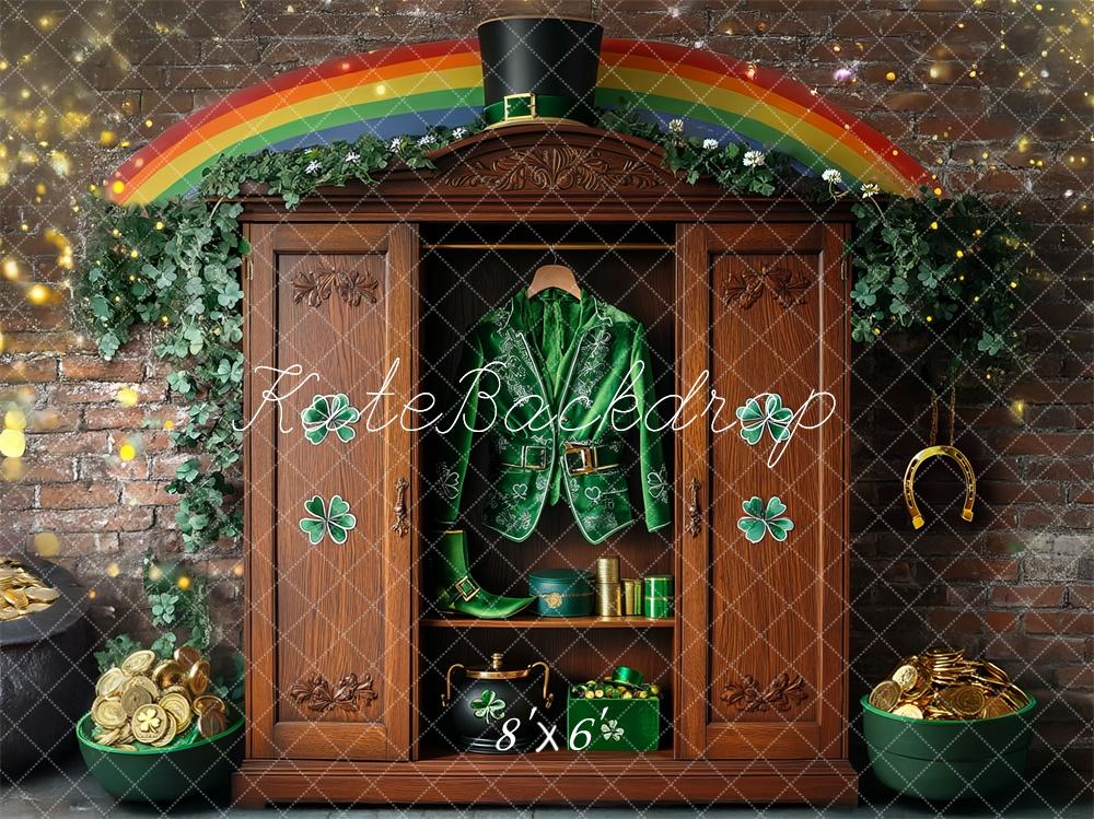 Kate St. Patrick’s Day Schrank Regenbogen Goldmünzen Hintergrund Entworfen von Mini MakeBelieve