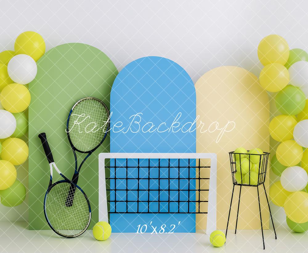 Kate Tennis Schläger Netz Ballons Bunt Hintergrund Entworfen von Patty Roberts - Kate Backdrop.de