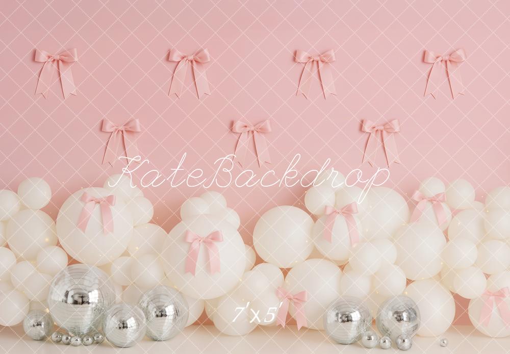 Kate Geburtstag Ballons Schleifen Rosa Hintergrund Entworfen von Patty Roberts - Kate Backdrop.de