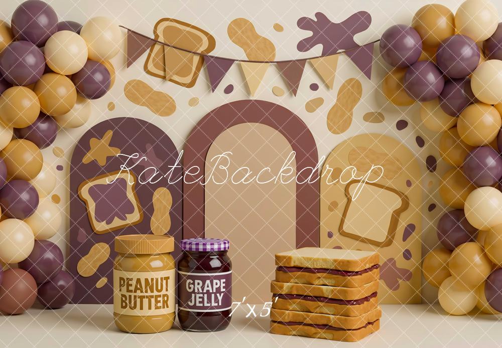 Kate Sandwich Erdnussbutter Traubengelee Ballons Braun Hintergrund Entworfen von Mini MakeBelieve - Kate Backdrop.de