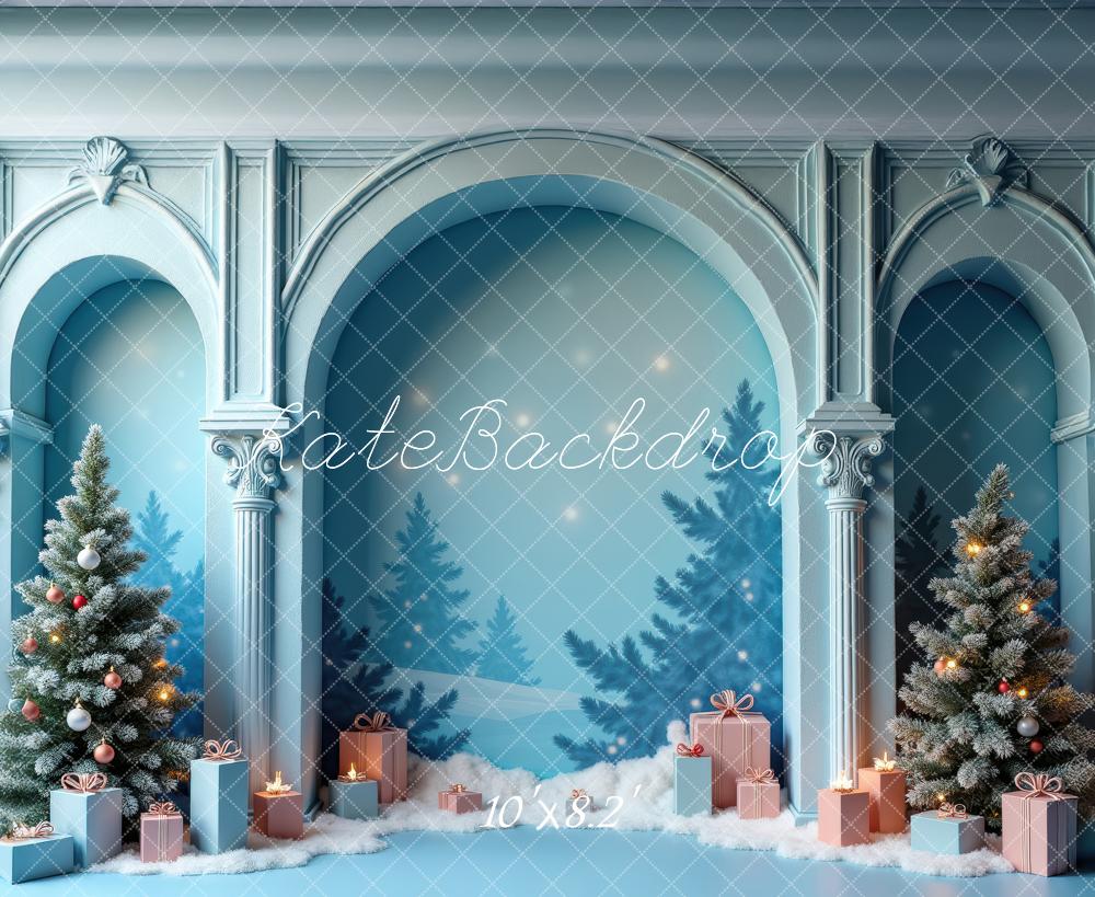 Kate Weihnachten Tannen Schnee Geschenkboxen Blau Hintergrund Entworfen von Laura Bybee - Kate Backdrop.de