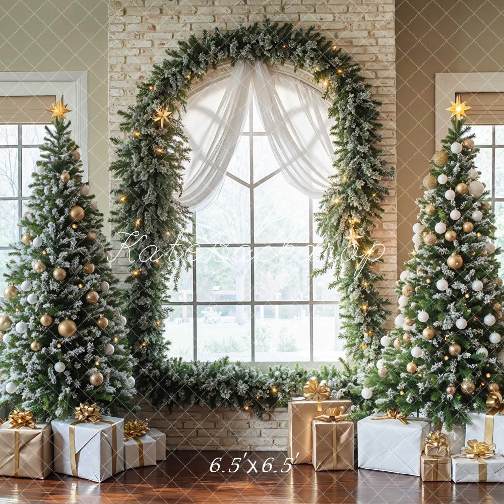 Kate Weihnachten Tannenbaum Fenster Gold Hintergrund Entworfen von Mini MakeBelieve