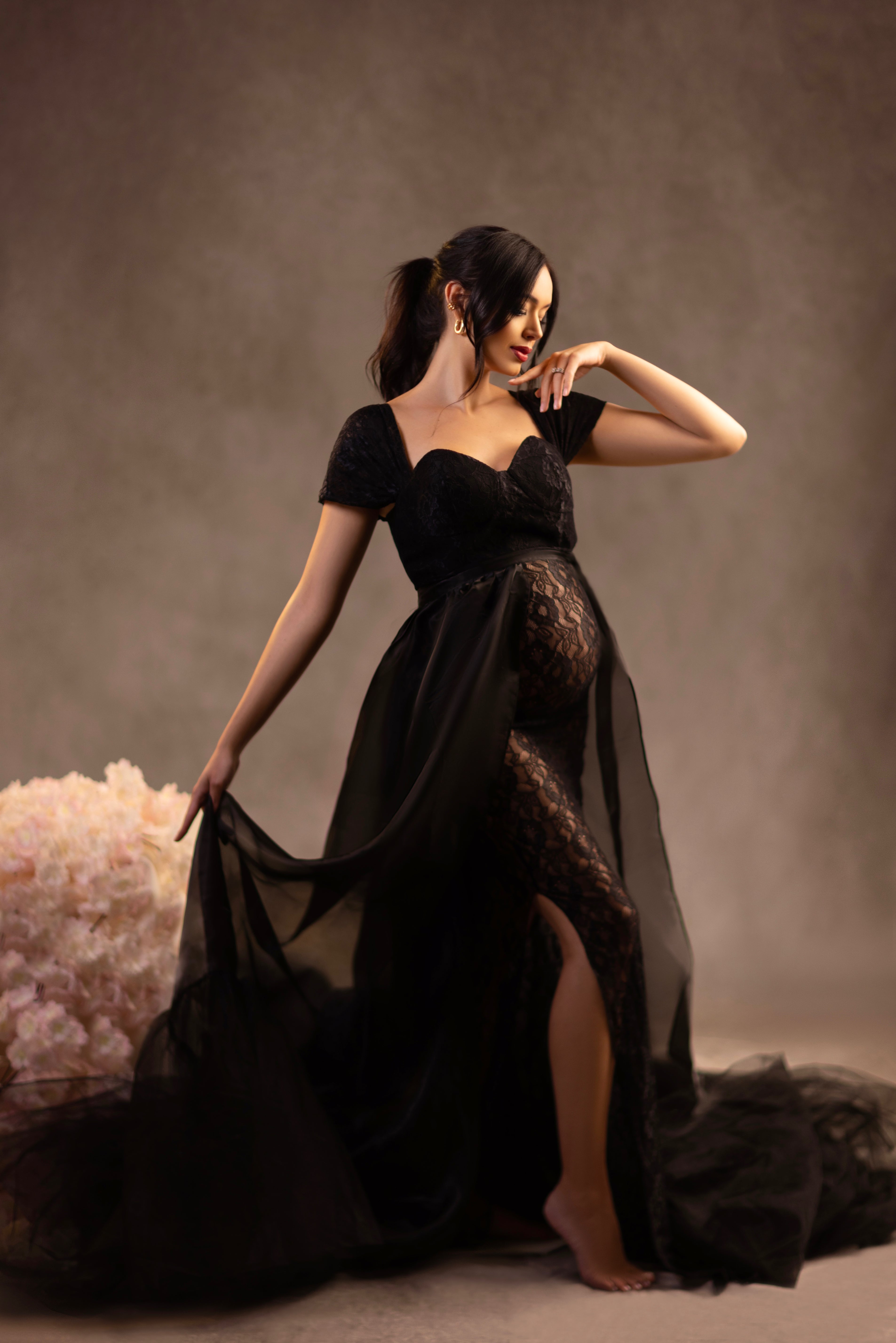 Kate Kurzärmeliges trägerloses schwarzes Mutterschafts-Fotoshooting-Kleid aus Spitze - Kate Backdrop.de