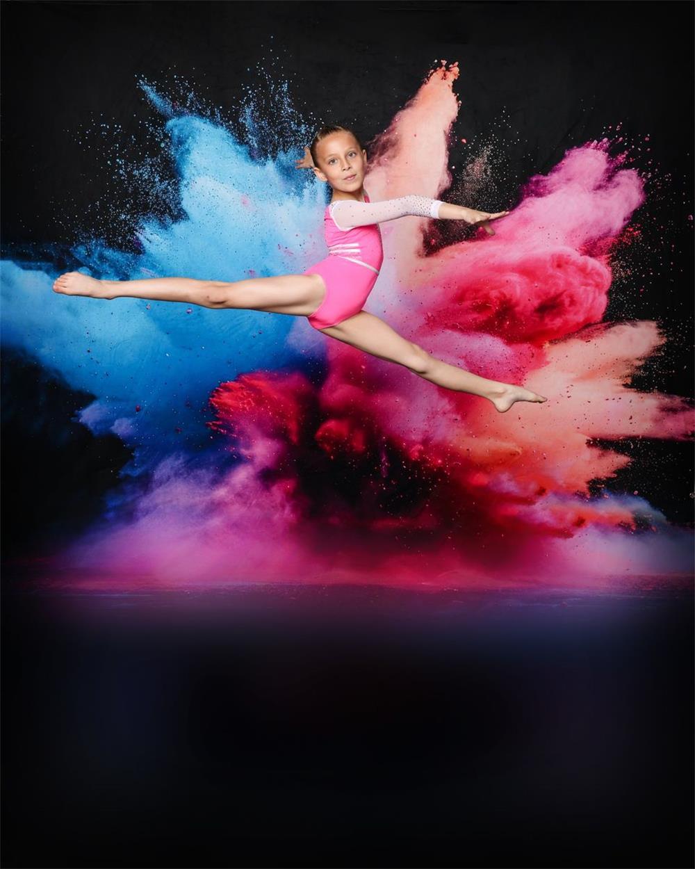 Kate Coole Bunte Explosion Von Puderschwarzer Wand Hintergrund Entworfen von Lidia Redekopp - Kate Backdrop.de