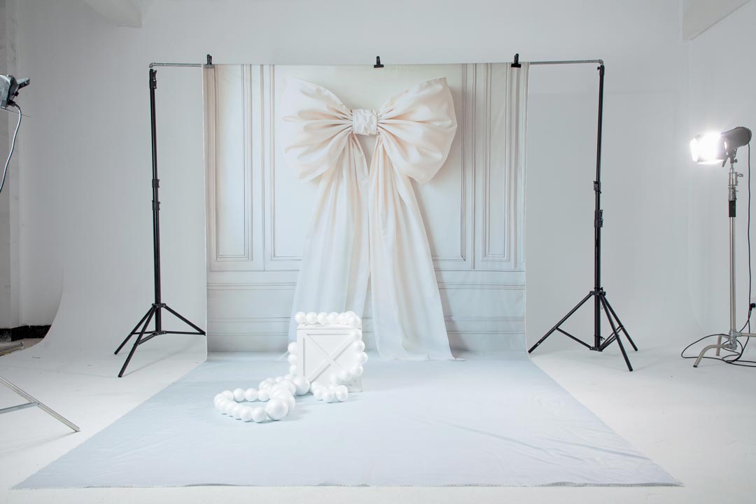 Kate Hochzeit Riesige Stoffschleife Elegant Hintergrund Entworfen von Emetselch