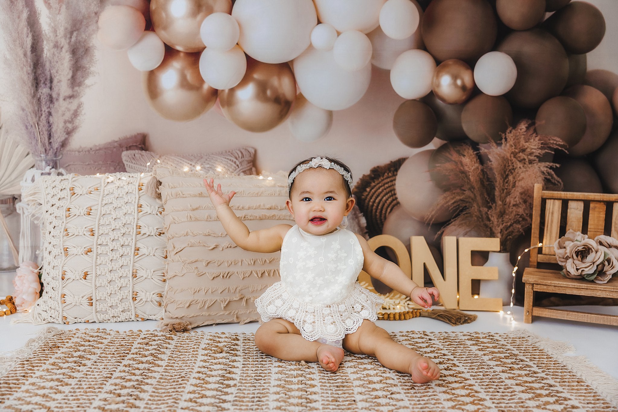 Kate Muttertag Boho Ballons Hintergrund Makramee Kissen von Mandy Ringe Photography - Kate Backdrop.de