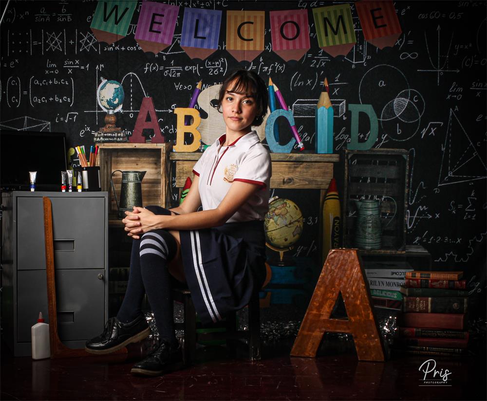 Kate Zurück zu Schule Hintergrund Blackboard ABCD Crayon für Fotografie