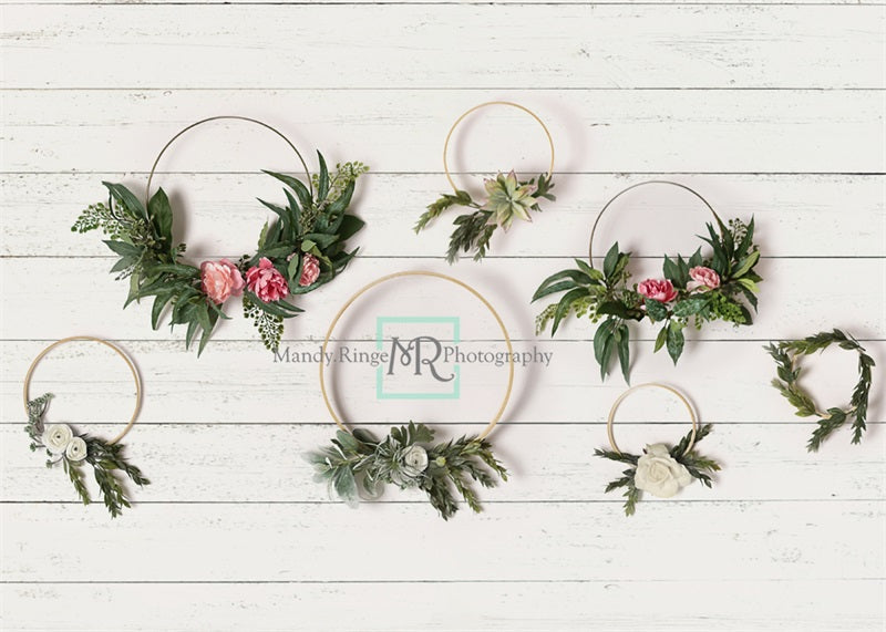 Kate Sommer Weiß Shiplap mit Floral Hoops Hintergrund von Mandy Ringe Photography