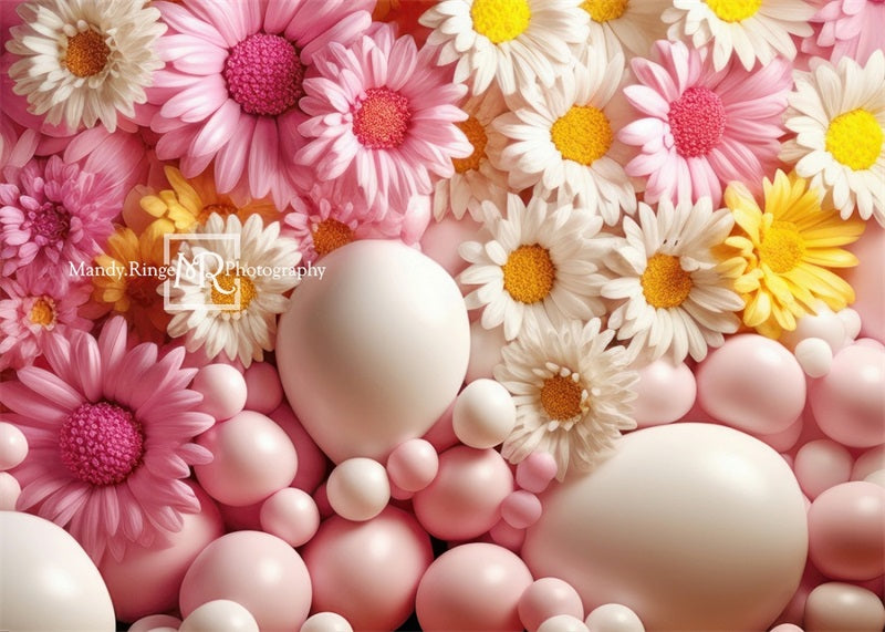 Kate Rosa Gelb Weiß Luftballon Wand mit Gänseblümchen Hintergrund von Mandy Ringe Fotograf