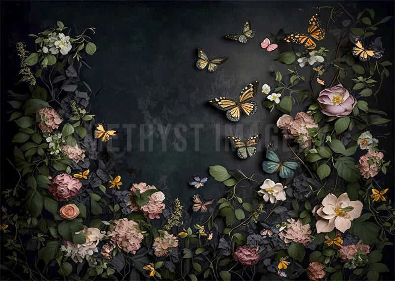 Super Sale-A Kate Dark Floral Schmetterlinge Hintergrund von Angela Miller
