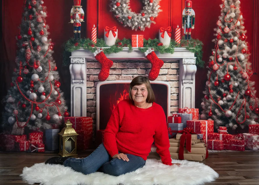 Kate Weihnachten Rot Kamin Baum Hintergrund von Chain Photography