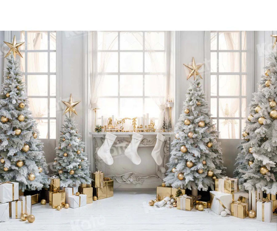 Kate Weihnachten - Baum Geschenk Zimmer Fenster weiße Socken Hintergrund von Chain Photography