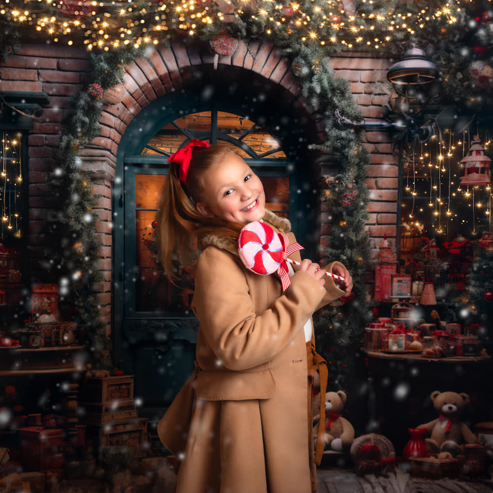Kate Weihnachten Teddybär Geschenke vor Store Tür Hintergrund von Emetselch - Kate Backdrop.de