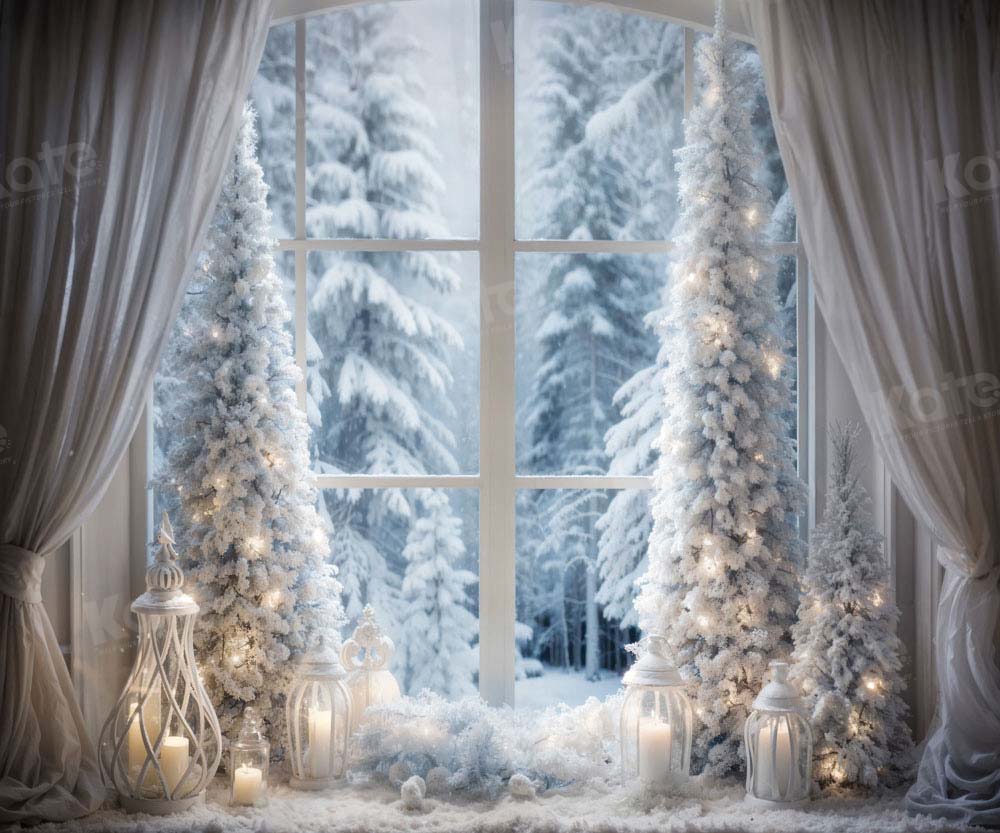Kate Winter Weihnachtsbaum Fensterlicht Fleece Hintergrund Entworfen von Emetselch
