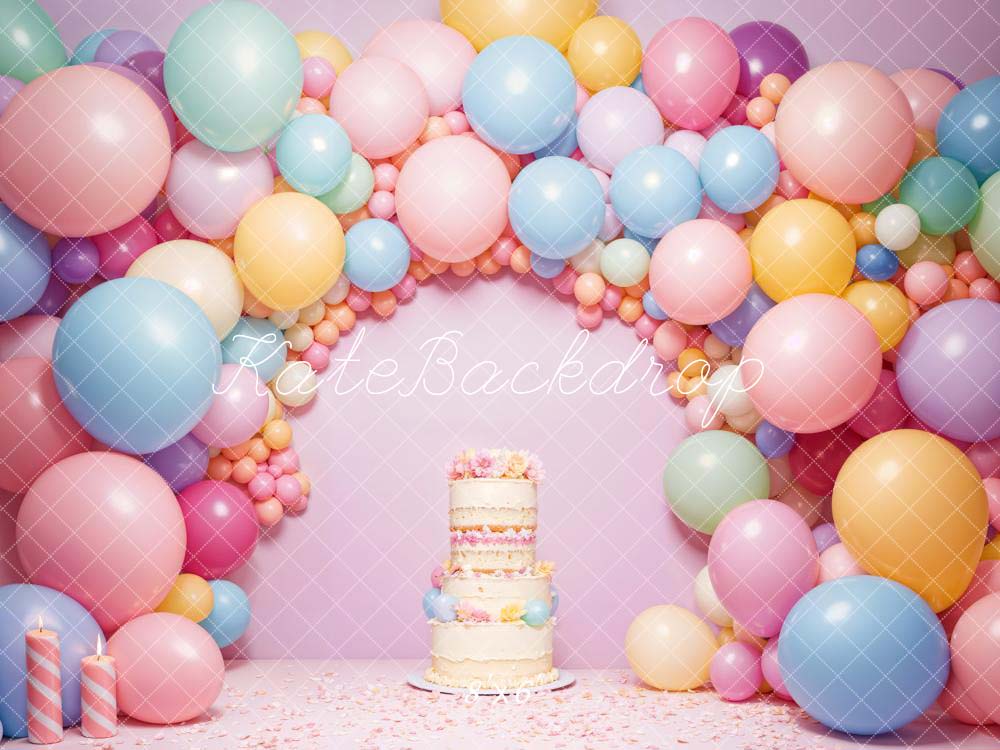 Kate Geburtstag Rosa Luftballon Wand Cake Smash Hintergrund Entworfen von Chain Photography