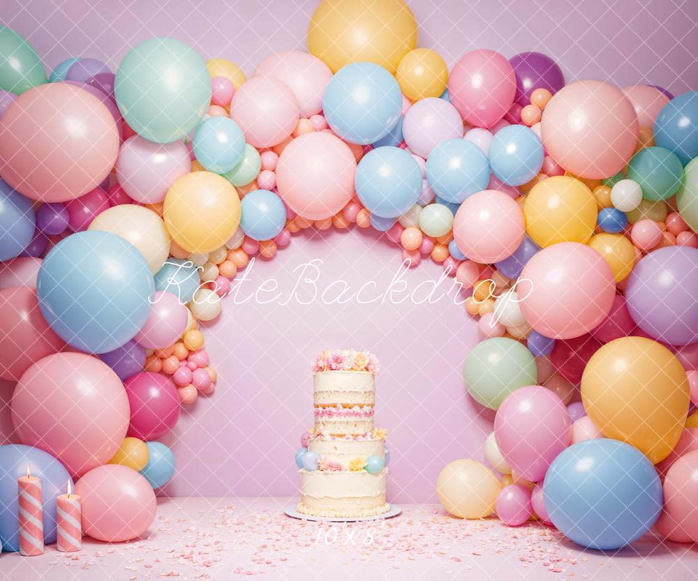 Kate Geburtstag Rosa Luftballon Wand Cake Smash Hintergrund Entworfen von Chain Photography